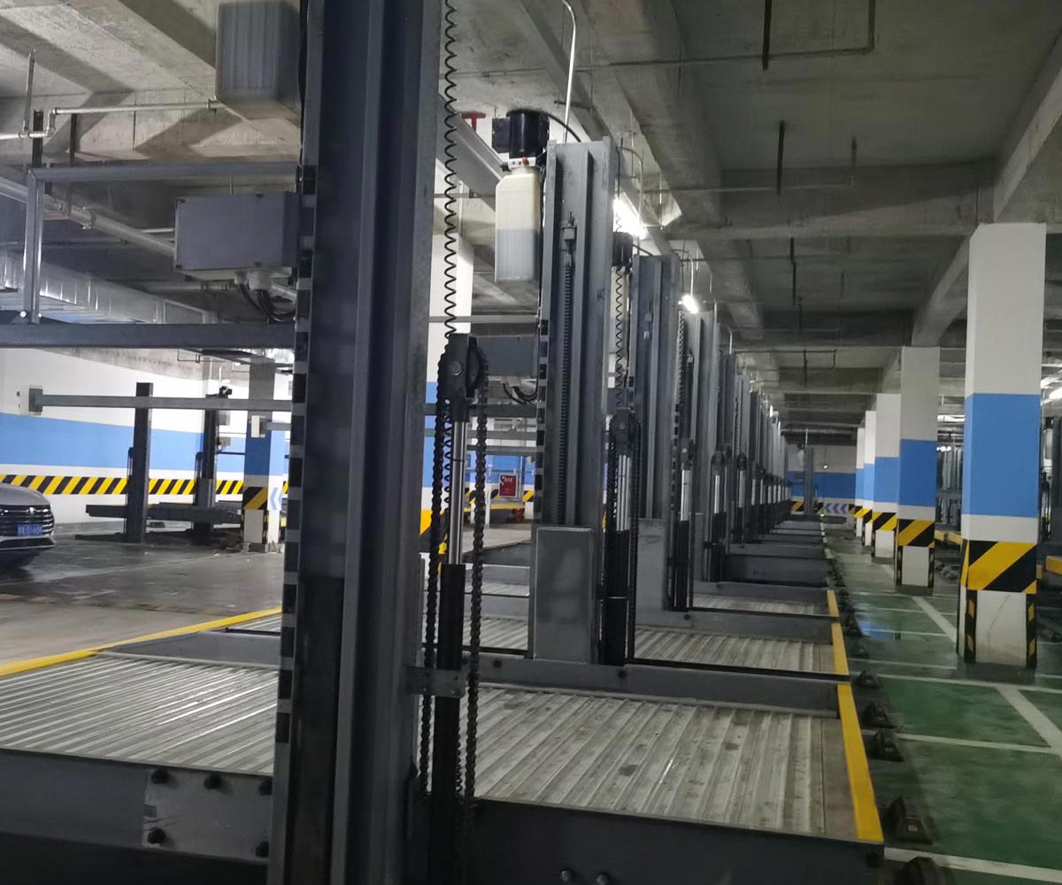 隆林縣雙層升降橫移式機械停車設備過驗收